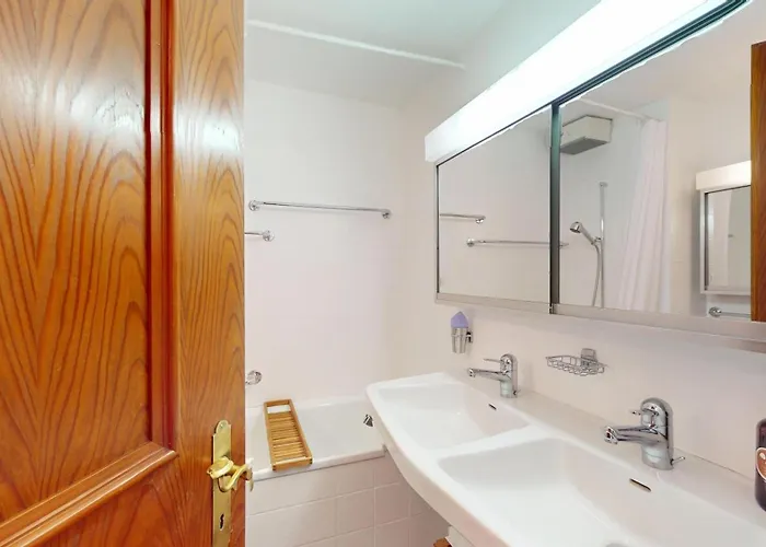 Abitaziun Quadratscha 20 - Apartment Samedan